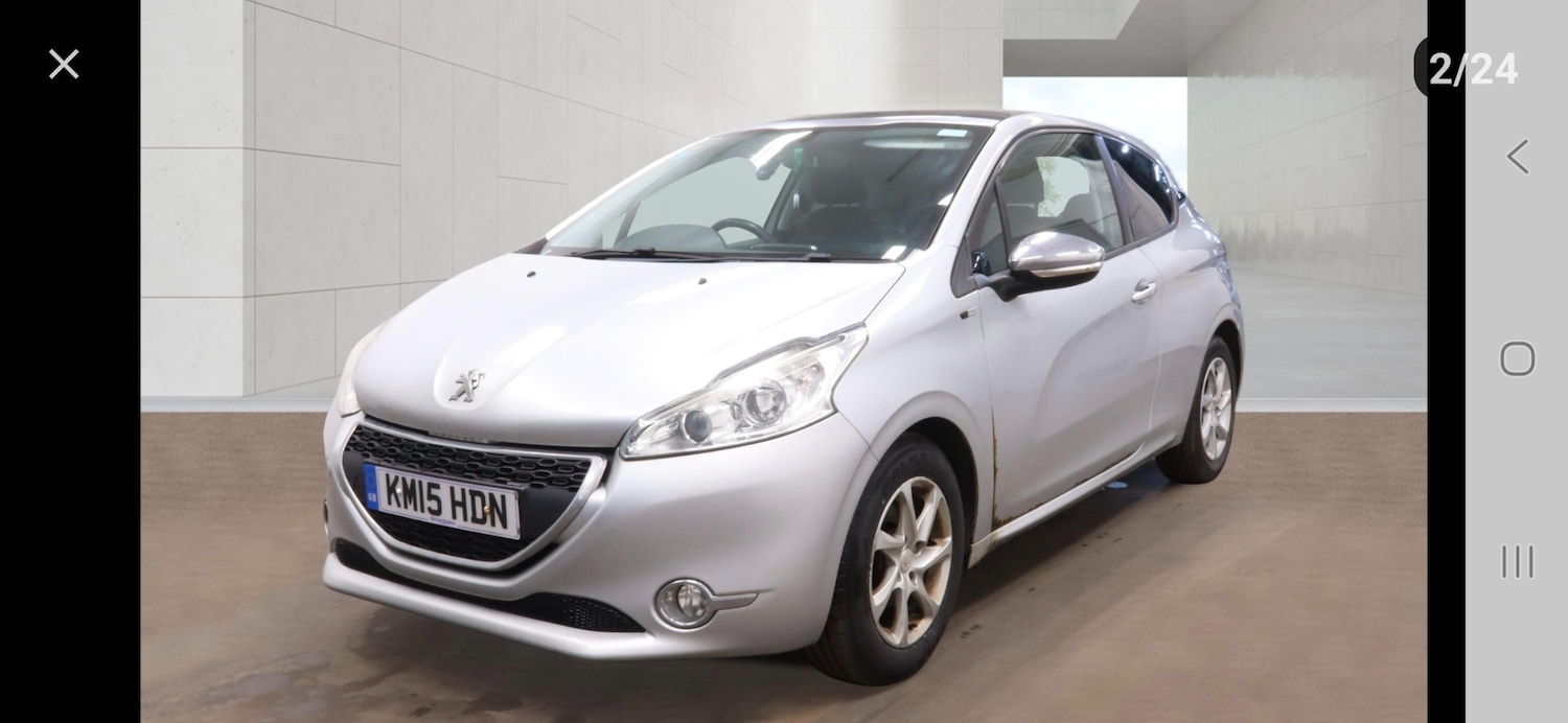 Used Peugeot 208 2015 for sale - 78155745: Photo 2