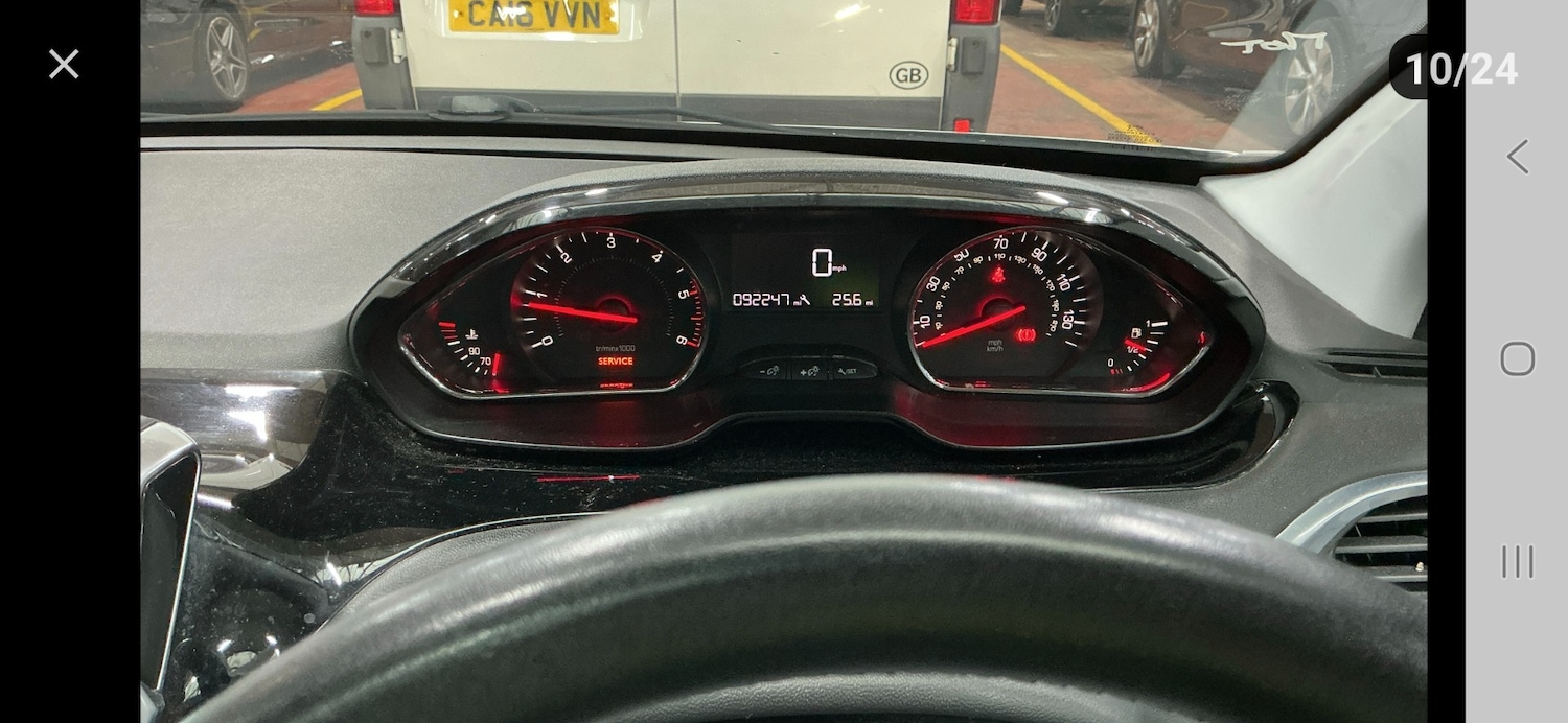 Used Peugeot 208 2015 for sale - 78155745: Photo 9