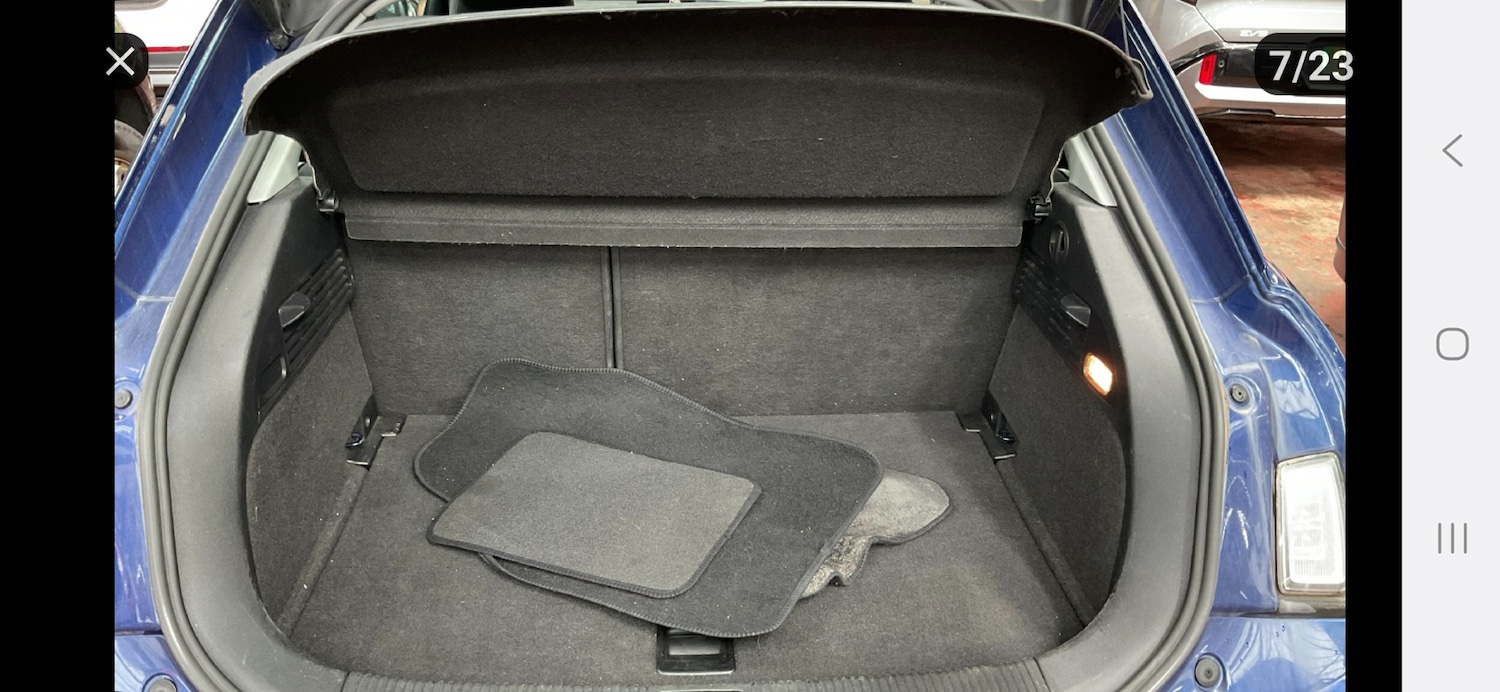 Used Audi A1 2011 for sale - 76018018: Photo 7