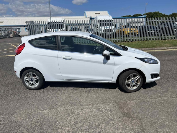 Used Ford Fiesta 2013 for sale - 75169061: Photo 10