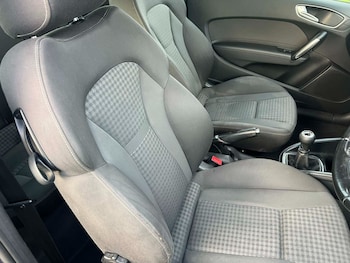 Used Audi A1 2011 for sale - 77196719: Photo