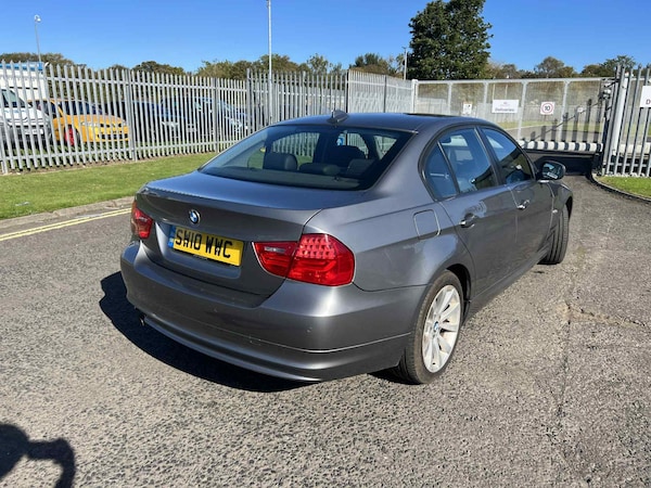 Used BMW 3 Series 2010 for sale - 76036330: Photo 2