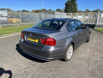 Used BMW 3 Series 2010 for sale - 76036330: Photo