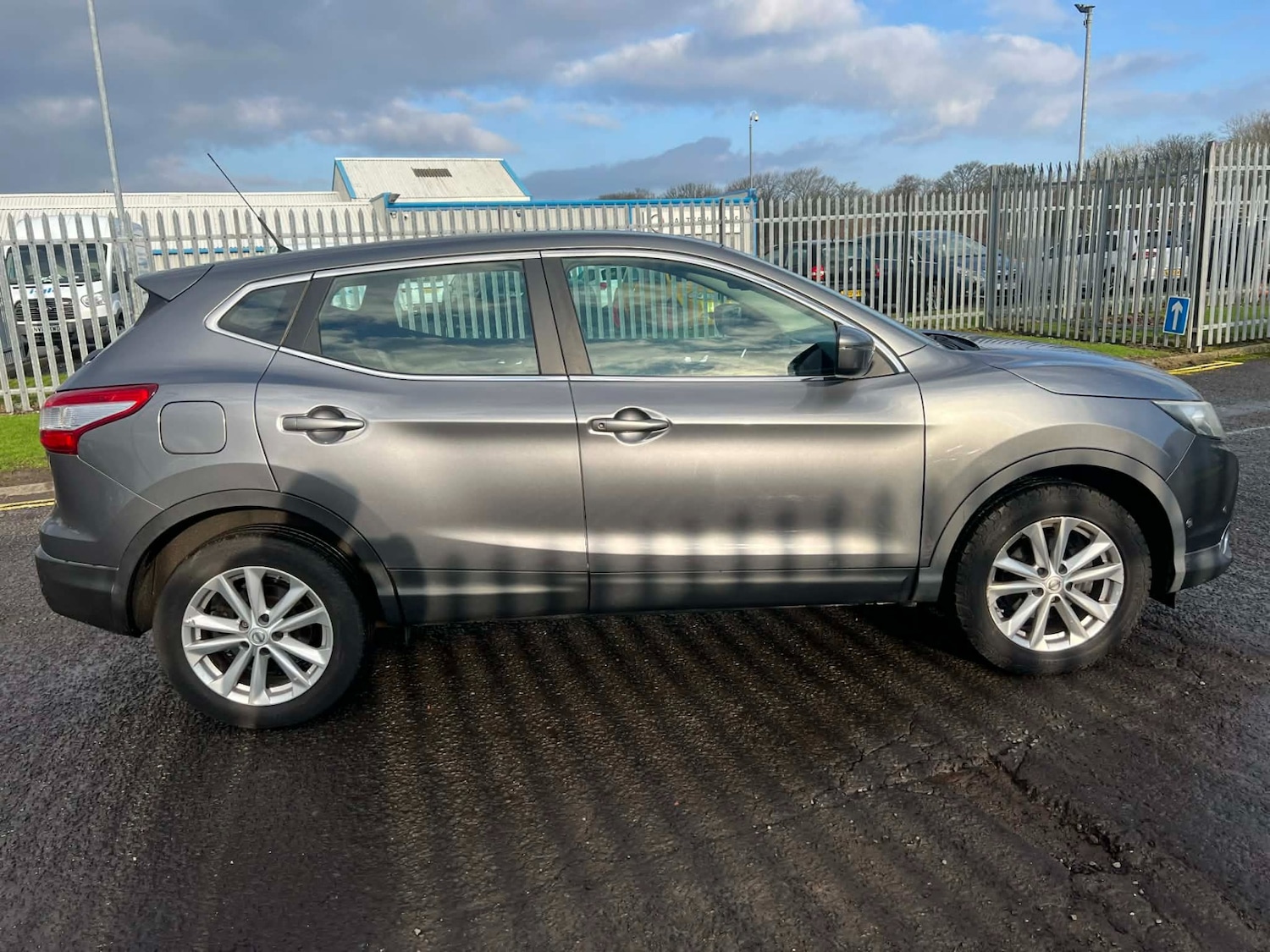 Used Nissan Qashqai 2014 for sale - 77262371: Photo 7