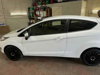 Used Ford Fiesta 2013 for sale - 74898636: Photo