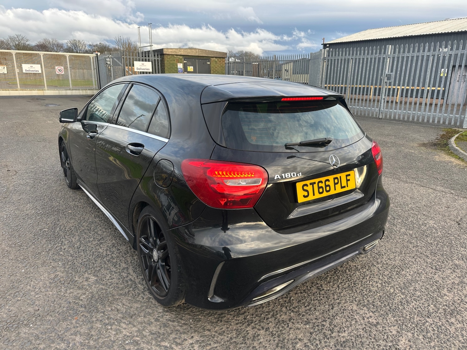 Used Mercedes-Benz A-Class 2016 for sale - 77724297: Photo 5