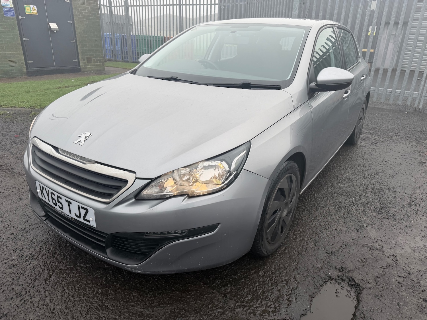 Used Peugeot 308 2015 for sale - 78112747: Photo 4