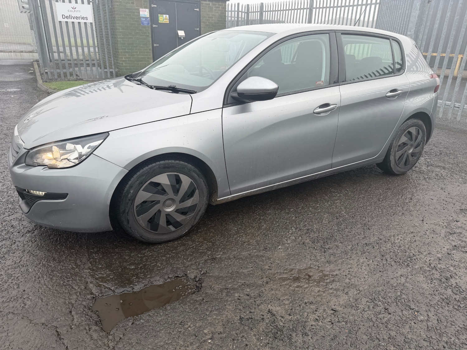 Used Peugeot 308 2015 for sale - 78112747: Photo 5