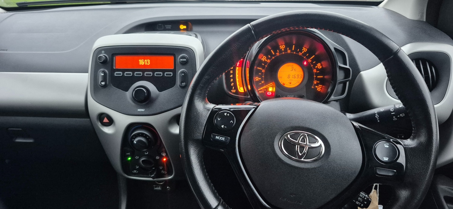 Used Toyota AYGO 2016 for sale - 77423690: Photo 10