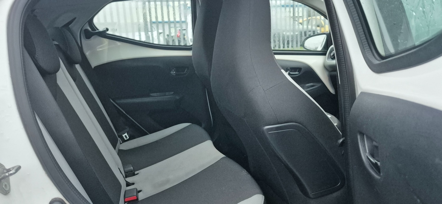 Used Toyota AYGO 2016 for sale - 77423690: Photo 8