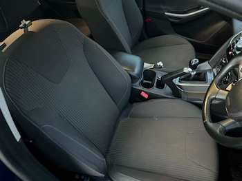 Used Ford Focus 2013 for sale - 76905155: Photo