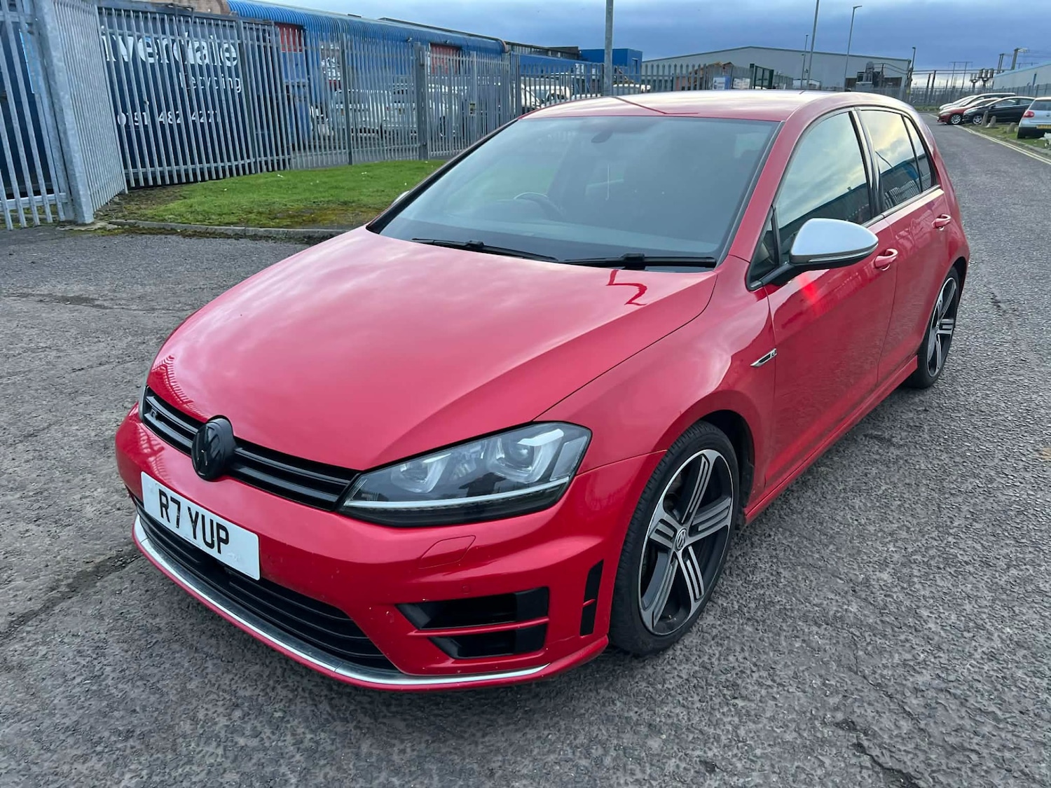 Used Volkswagen Golf 2015 for sale - 77720907: Photo 3