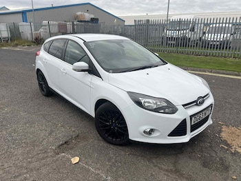 Used Ford Focus 2013 for sale - 76117270: Photo
