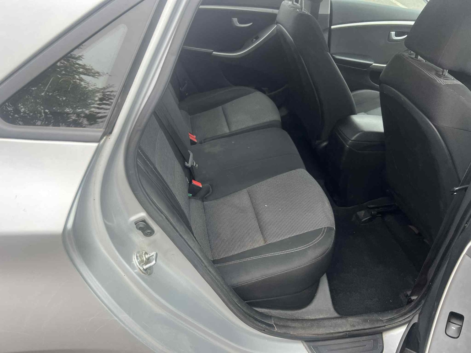 Used Hyundai i30 2015 for sale - 76263118: Photo 8