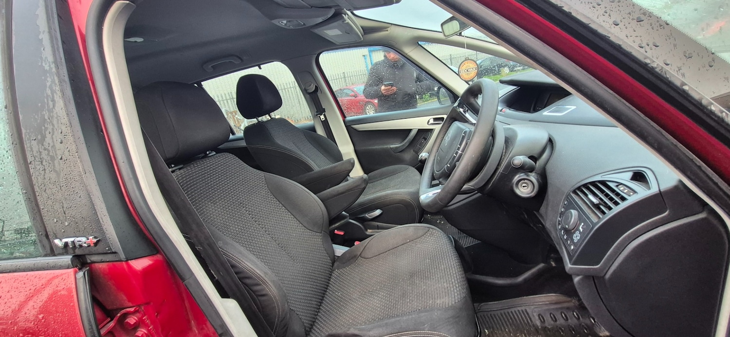 Used Citroen C4 Grand Picasso 2010 for sale - 76613606: Photo 9