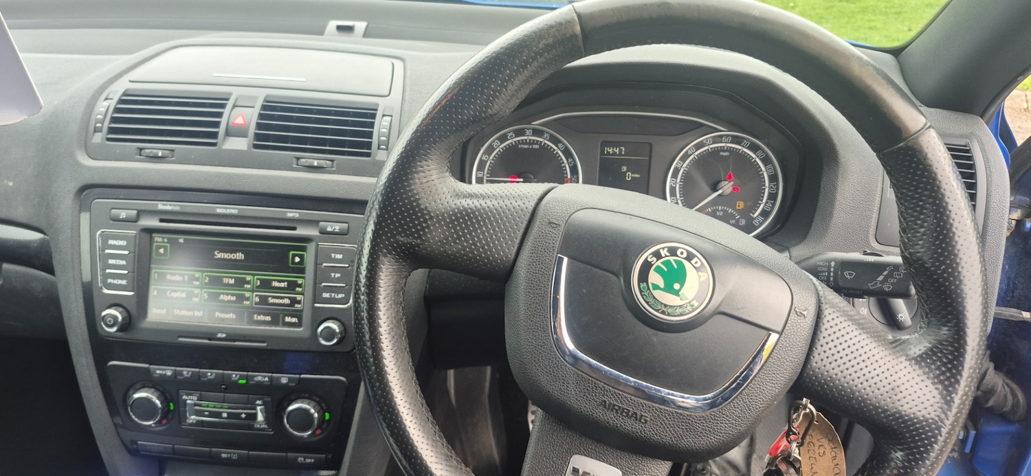 Used Skoda Octavia 2012 for sale - 77985132: Photo 11