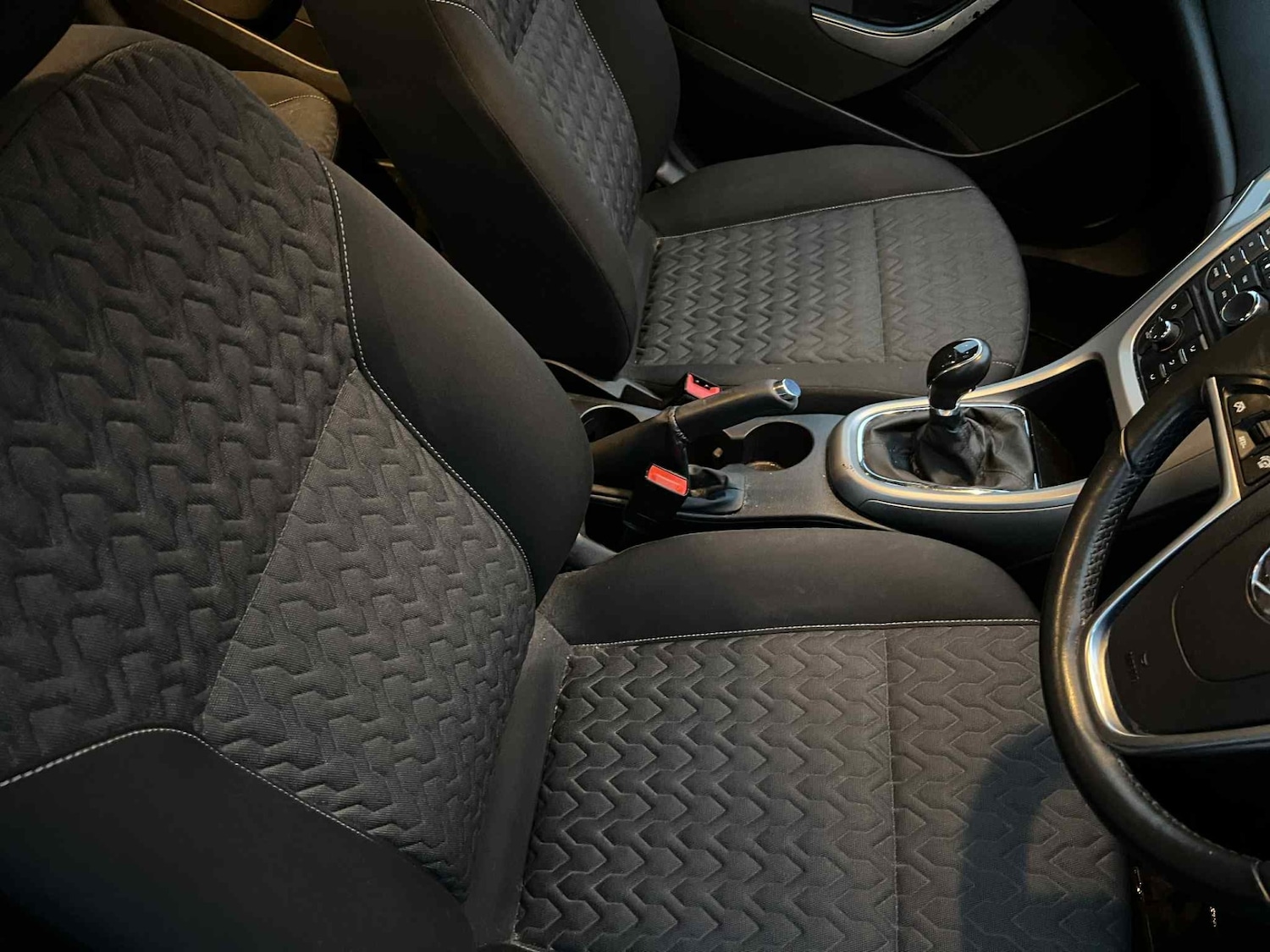 Used Vauxhall Astra 2013 for sale - 76555107: Photo 6