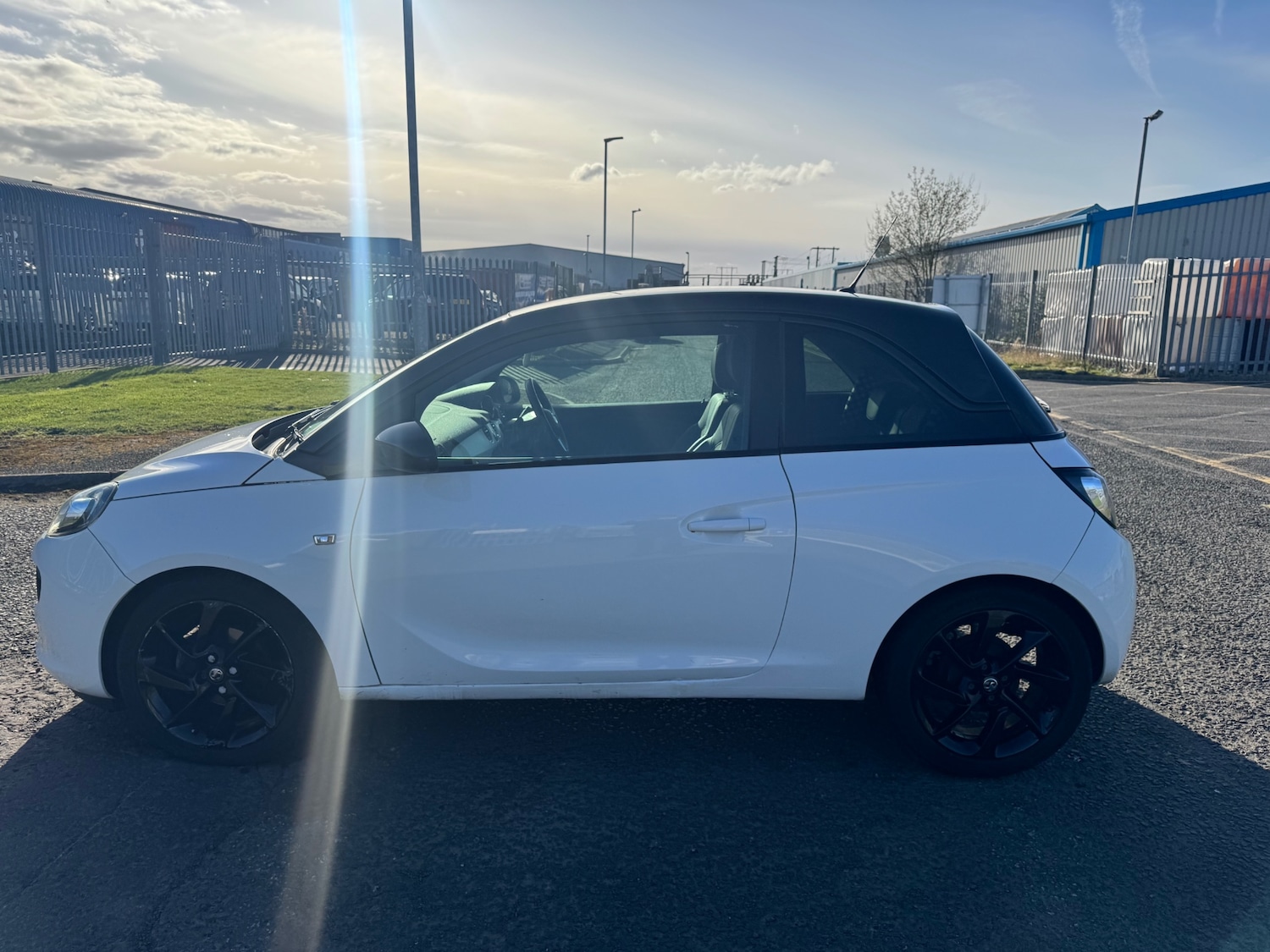Used Vauxhall ADAM 2016 for sale - 78183507: Photo 3