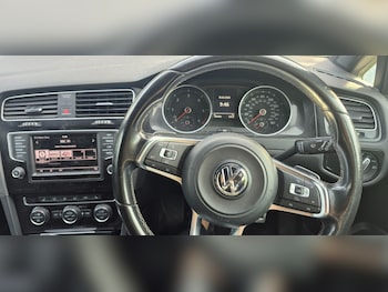 Used Volkswagen Golf 2016 for sale - 77562468: Photo