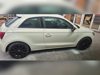 Used Audi A1 2011 for sale - 78596569: Photo