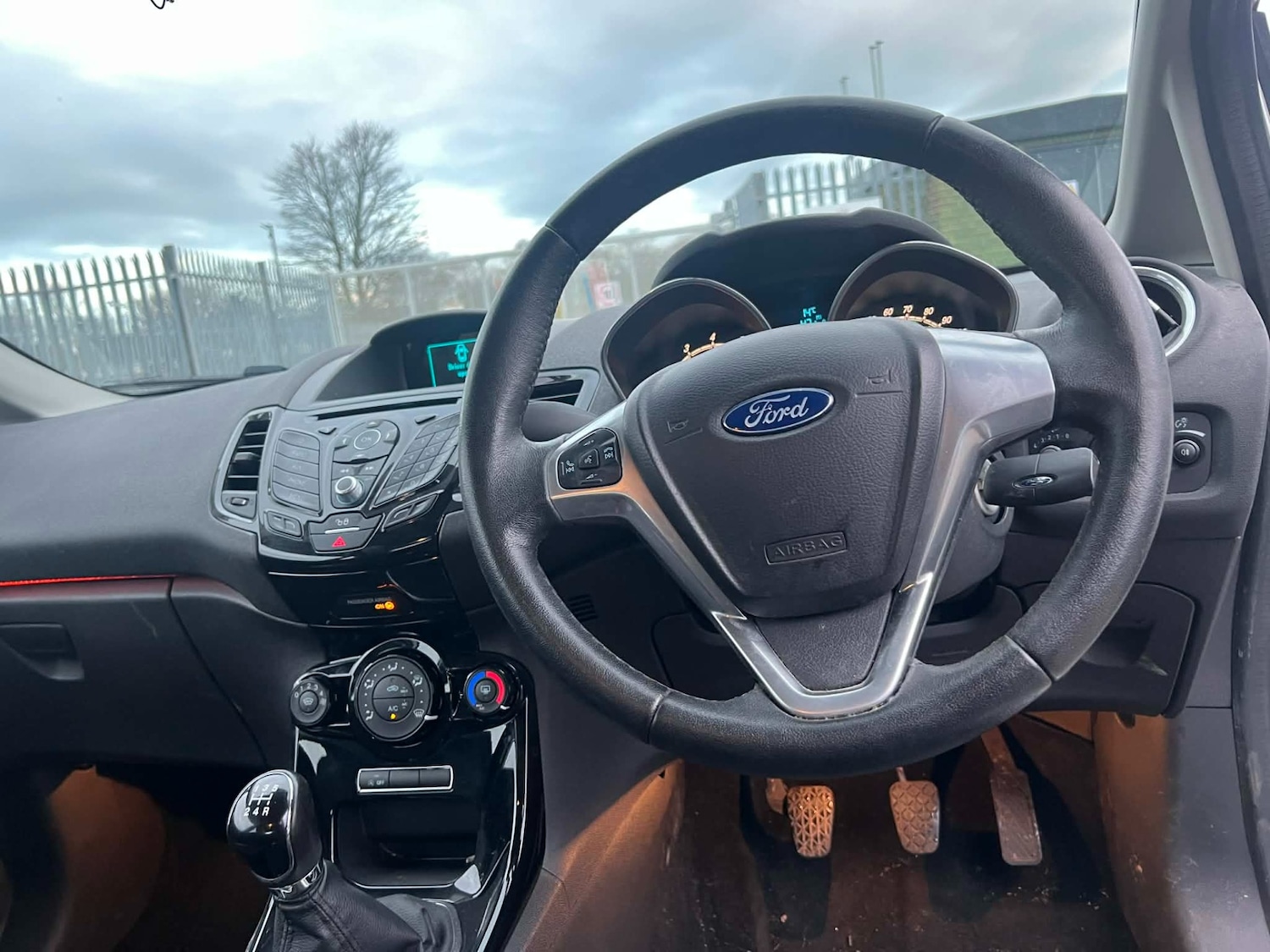 Used Ford Fiesta 2015 for sale - 77669211: Photo 7