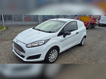 Used Ford Fiesta 2015 for sale - 78030877: Photo