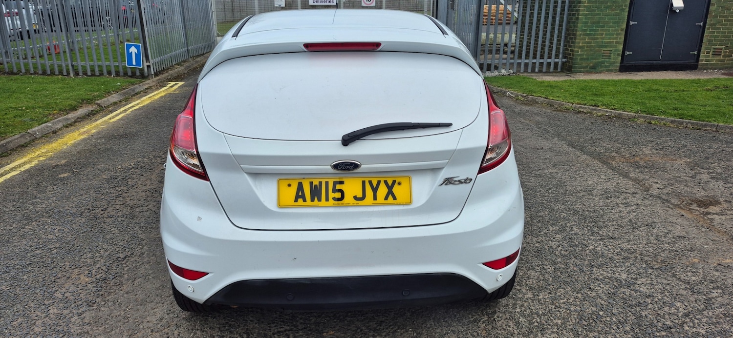 Used Ford Fiesta 2015 for sale - 78030877: Photo 2