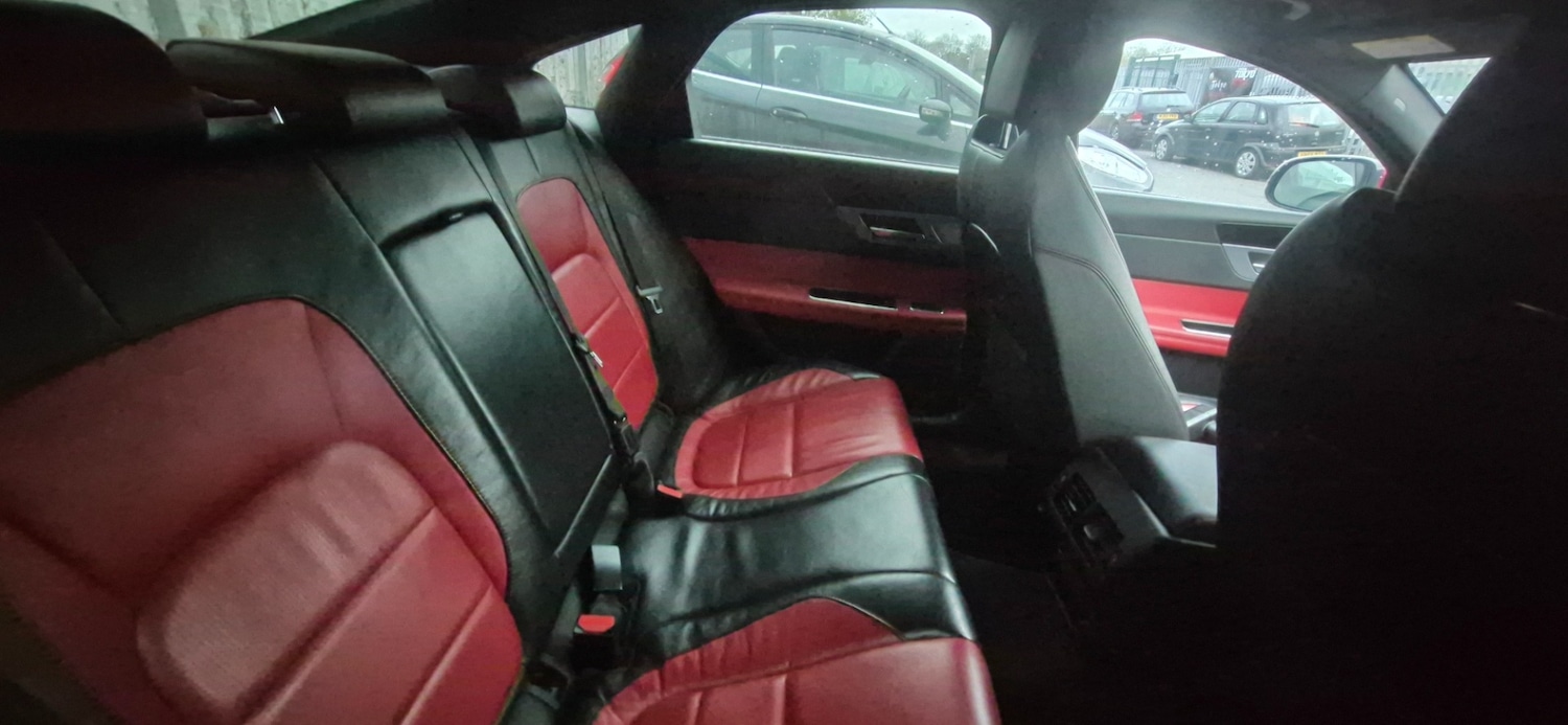 Used Jaguar XF 2016 for sale - 76589137: Photo 4