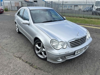 Used Mercedes-Benz C-Class 2005 for sale - 75897904: Photo
