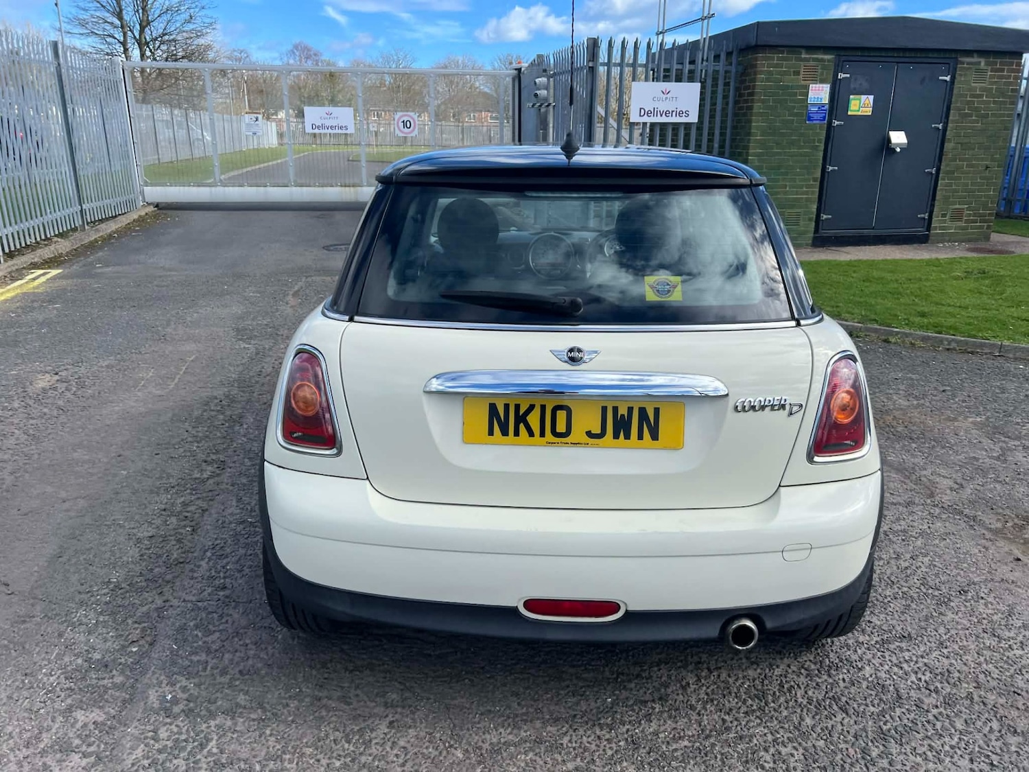 Used MINI Hatch 2010 for sale - 78013067: Photo 5