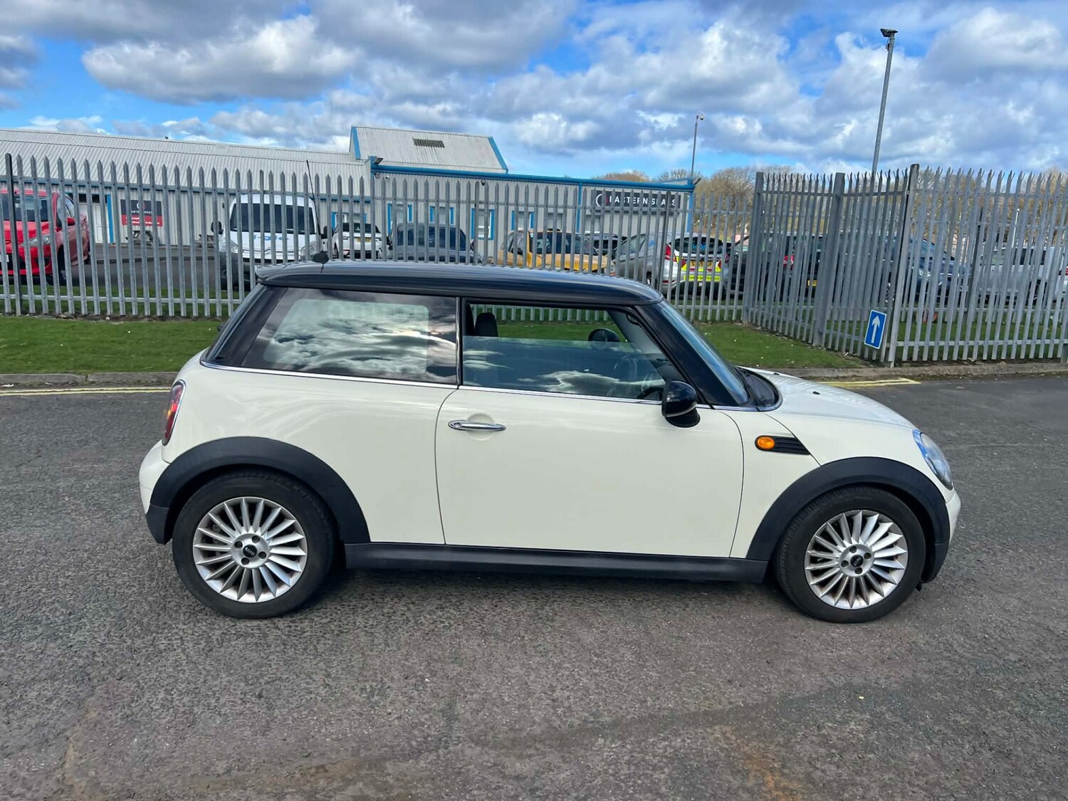 Used MINI Hatch 2010 for sale - 78013067: Photo 9