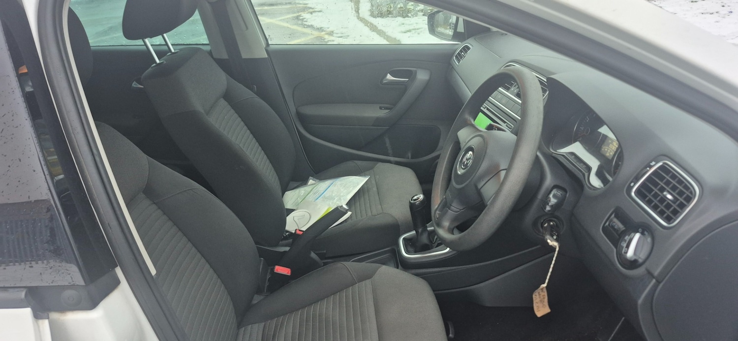 Used Volkswagen Polo 2011 for sale - 77118679: Photo 7