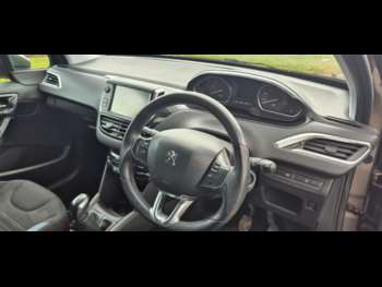Used Peugeot 208 2013 for sale - 74763694: Photo