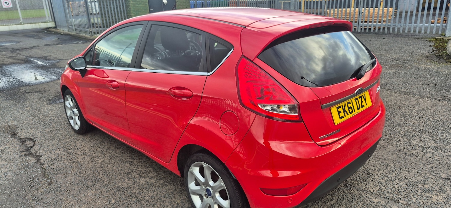 Used Ford Fiesta 2011 for sale - 77655684: Photo 4