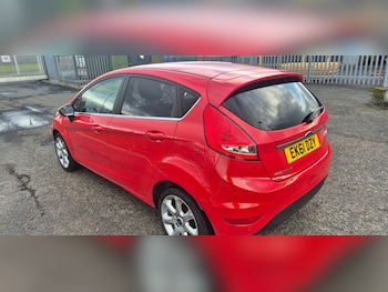 Used Ford Fiesta 2011 for sale - 77655684: Photo