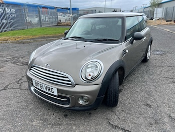 2011 (61) - 1.6 One 3dr