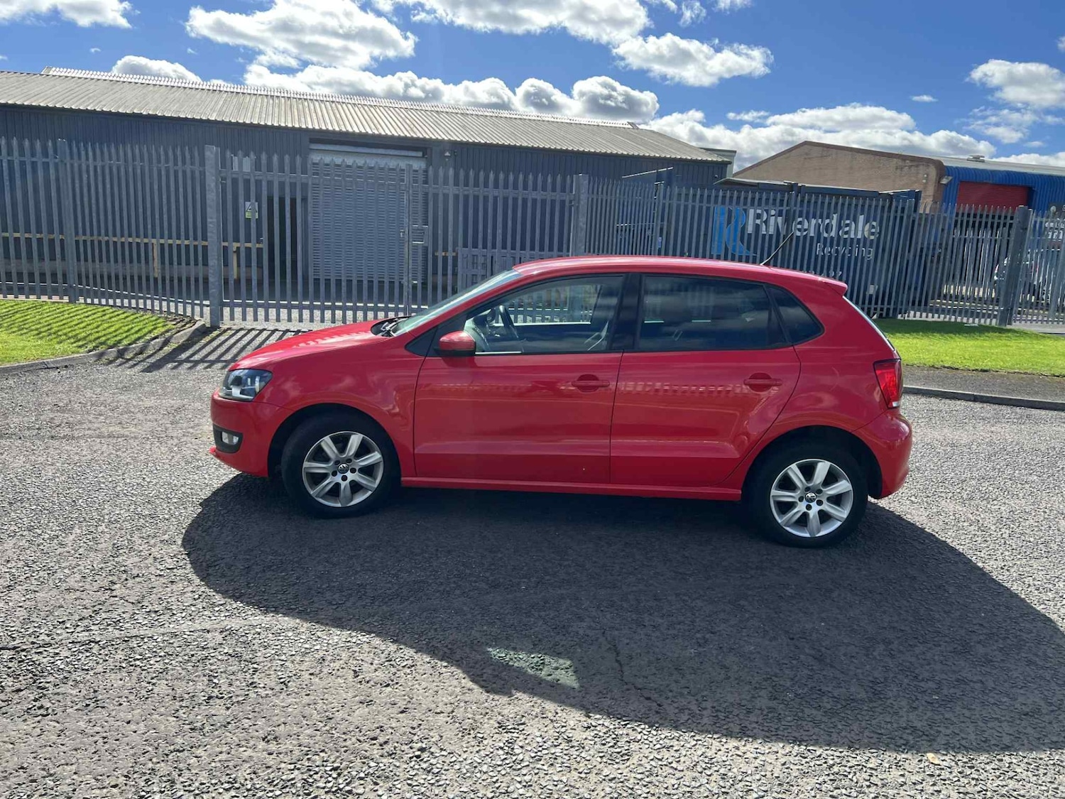 Used Volkswagen Polo 2014 for sale - 76026765: Photo 2