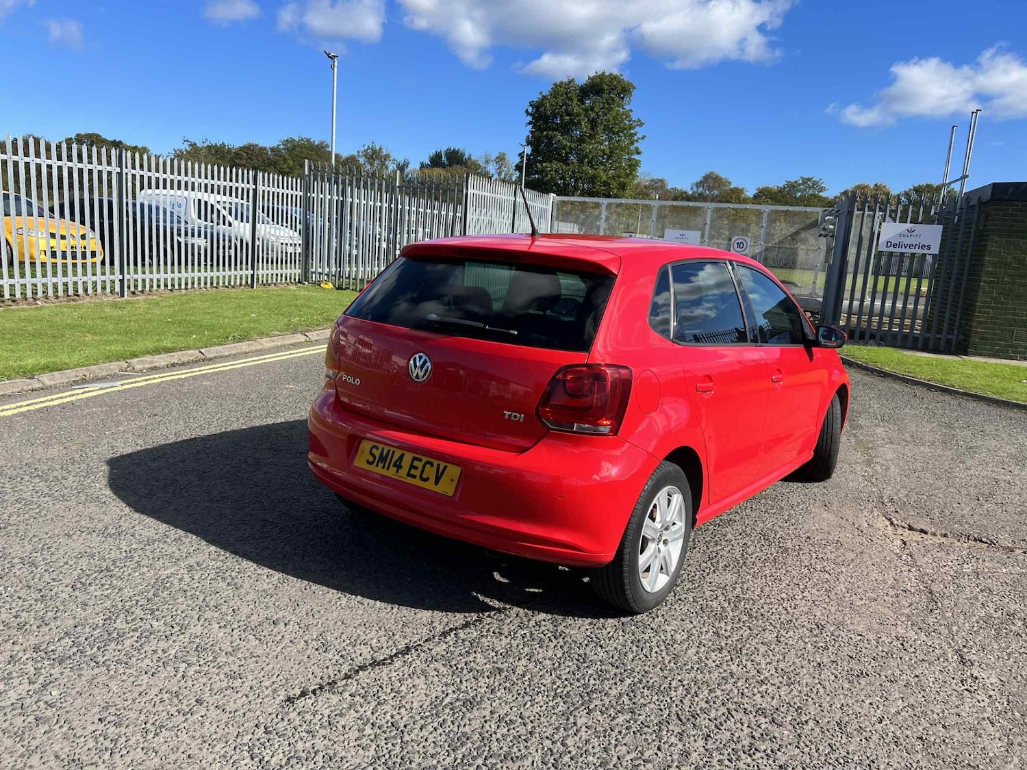 Used Volkswagen Polo 2014 for sale - 76026765: Photo 8