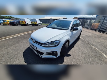 Used Volkswagen Golf 2018 for sale - 79163932: Photo