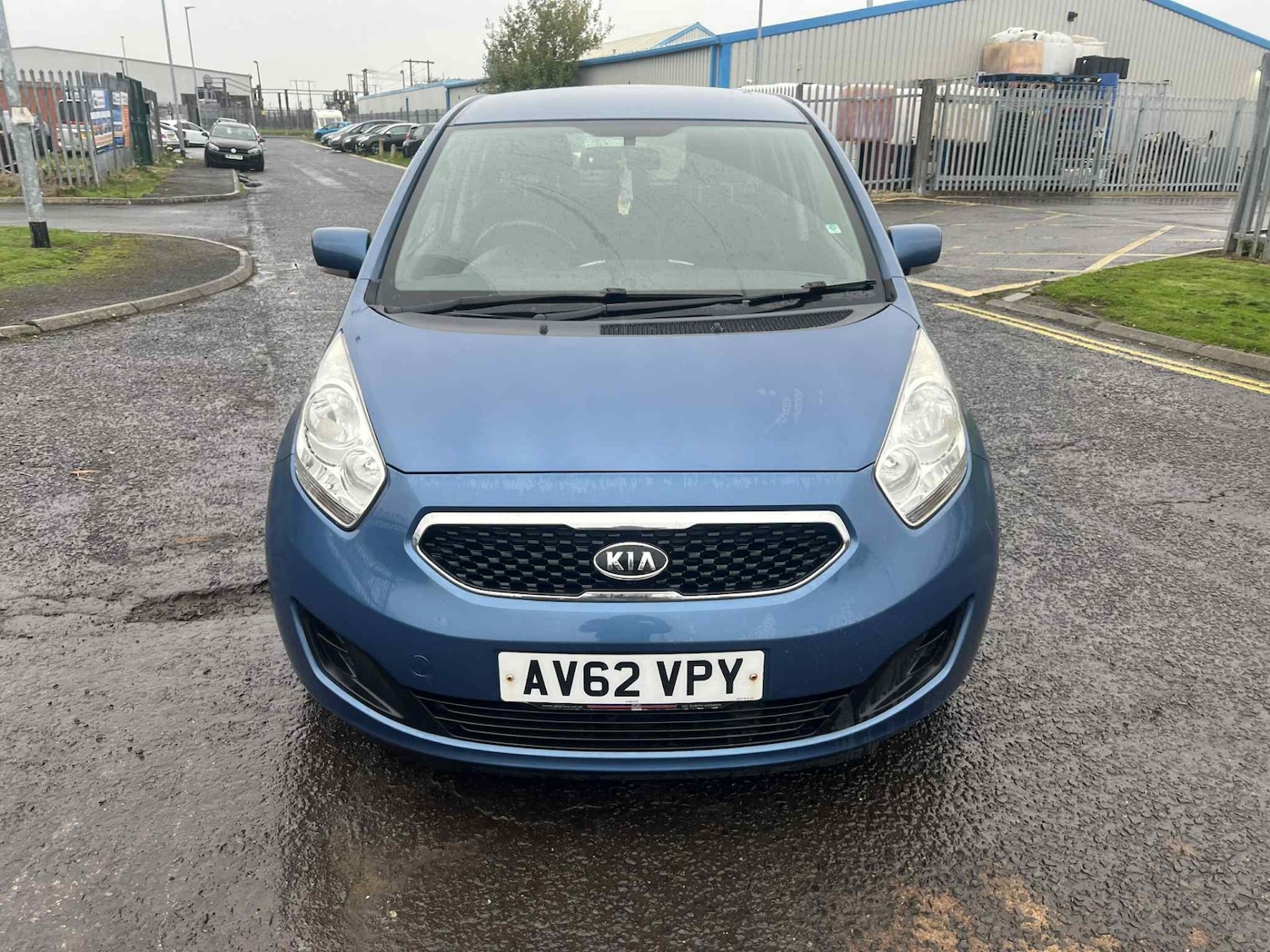 Used Kia Venga 2012 for sale - 76364101: Photo 2
