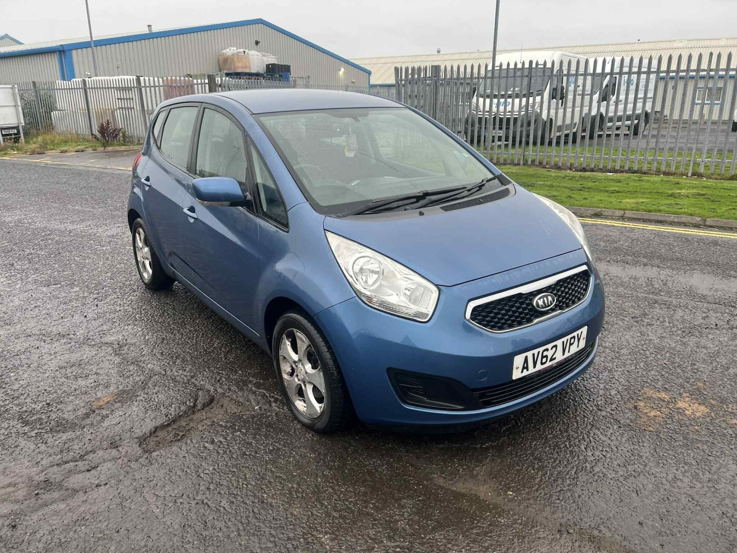 Used Kia Venga 2012 for sale - 76364101: Photo 3