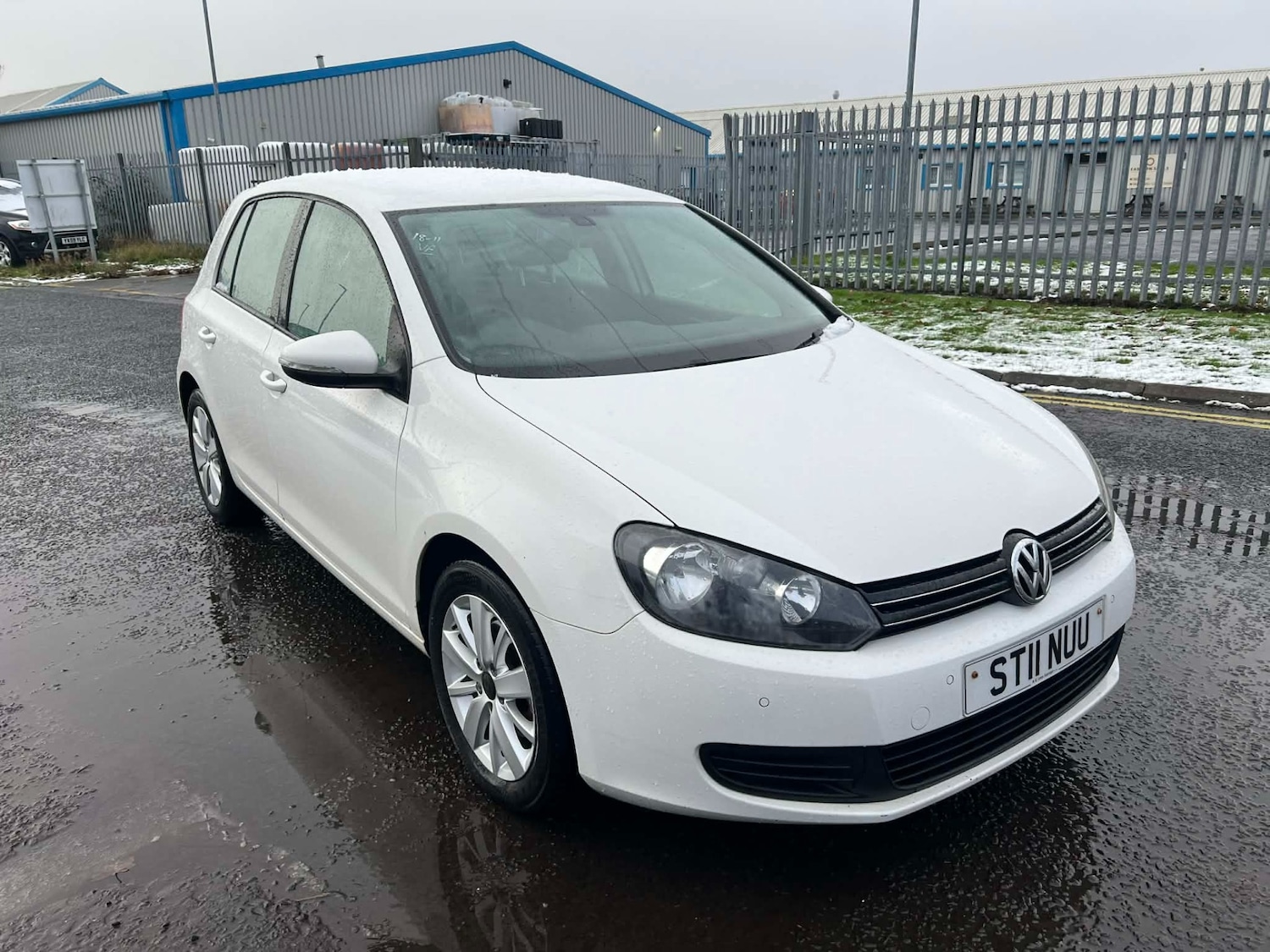 Used Volkswagen Golf 2011 for sale - 76638374: Photo 1