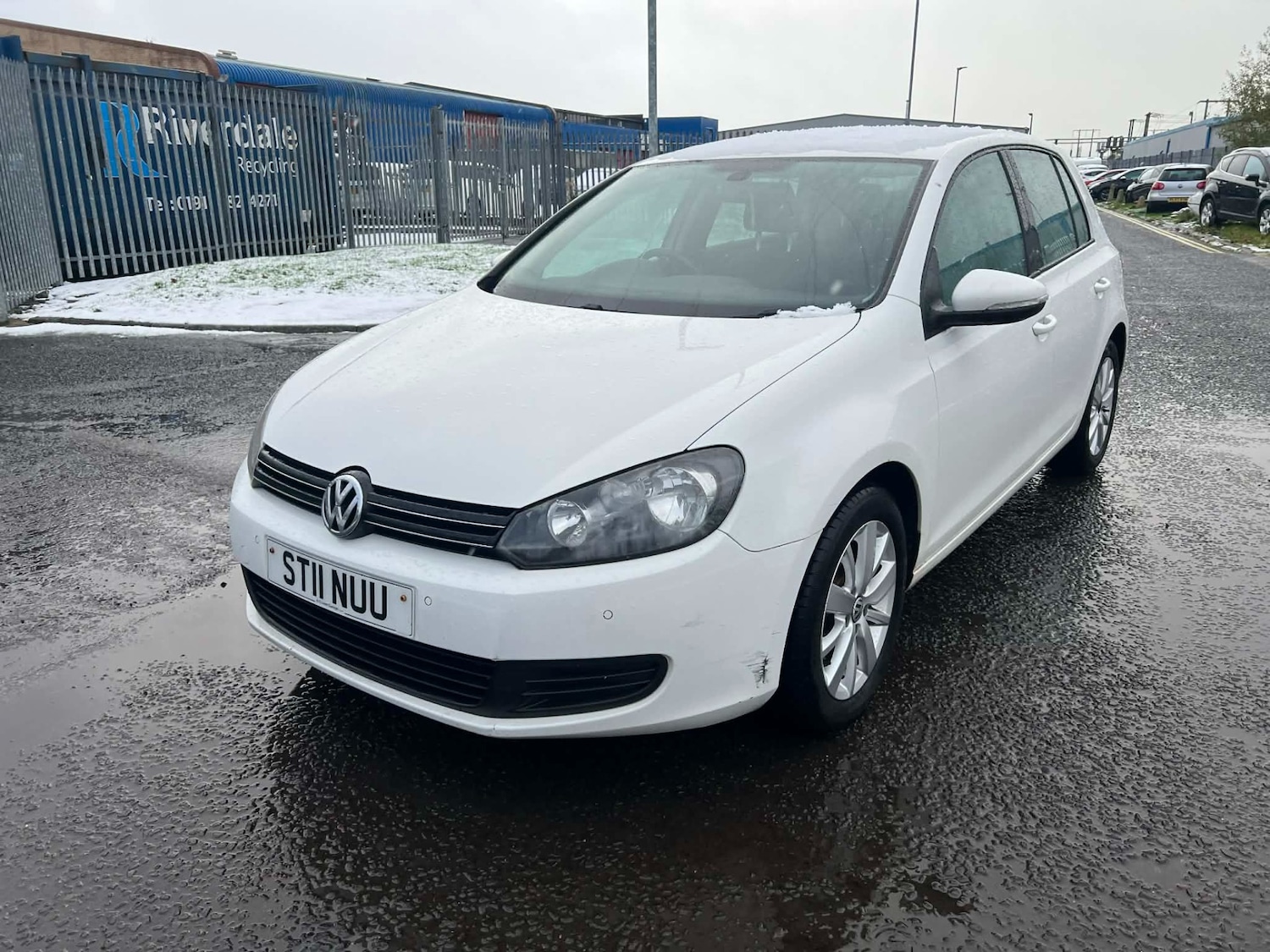Used Volkswagen Golf 2011 for sale - 76638374: Photo 2