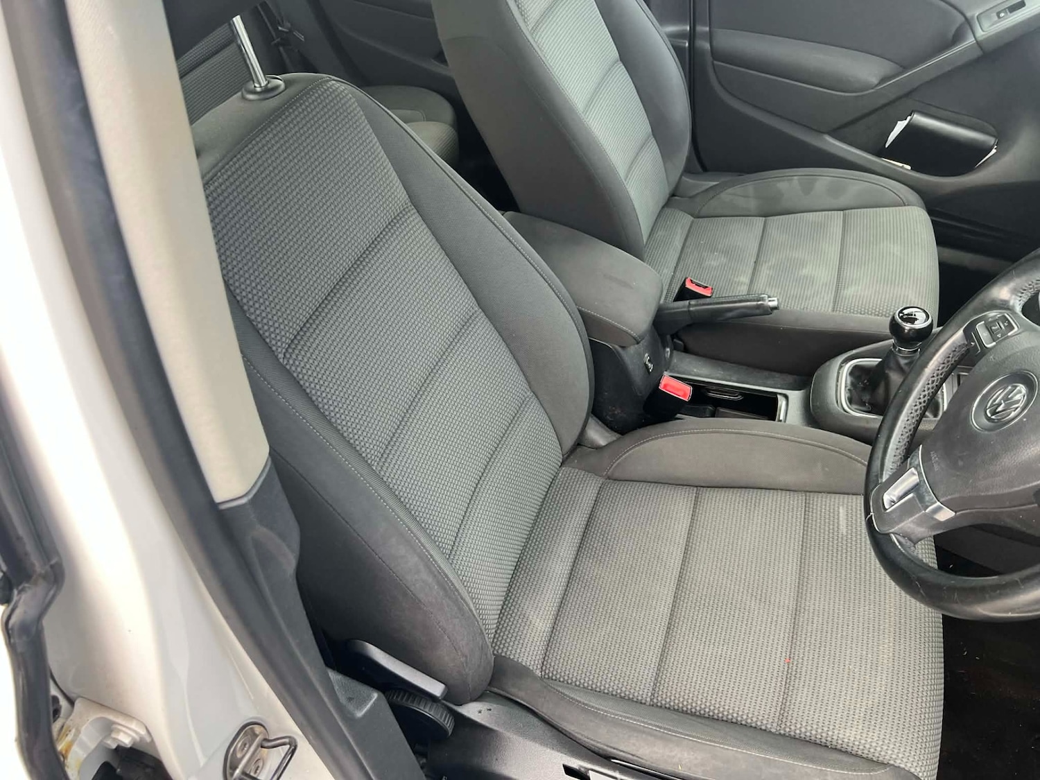 Used Volkswagen Golf 2011 for sale - 76638374: Photo 6