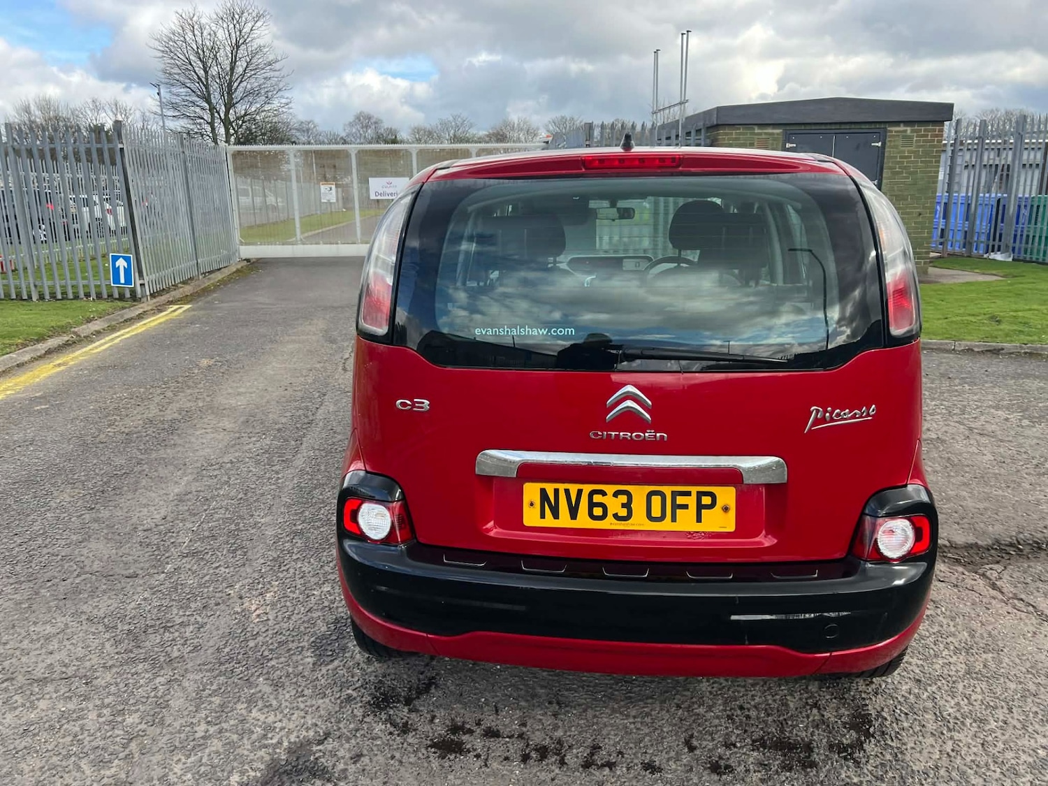 Used Citroen C3 Picasso 2014 for sale - 77873617: Photo 5