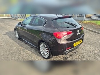 Used Alfa Romeo Giulietta 2012 for sale - 78270932: Photo