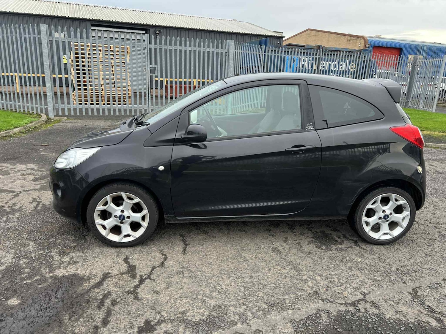 Used Ford Ka 2013 for sale - 76532267: Photo 2