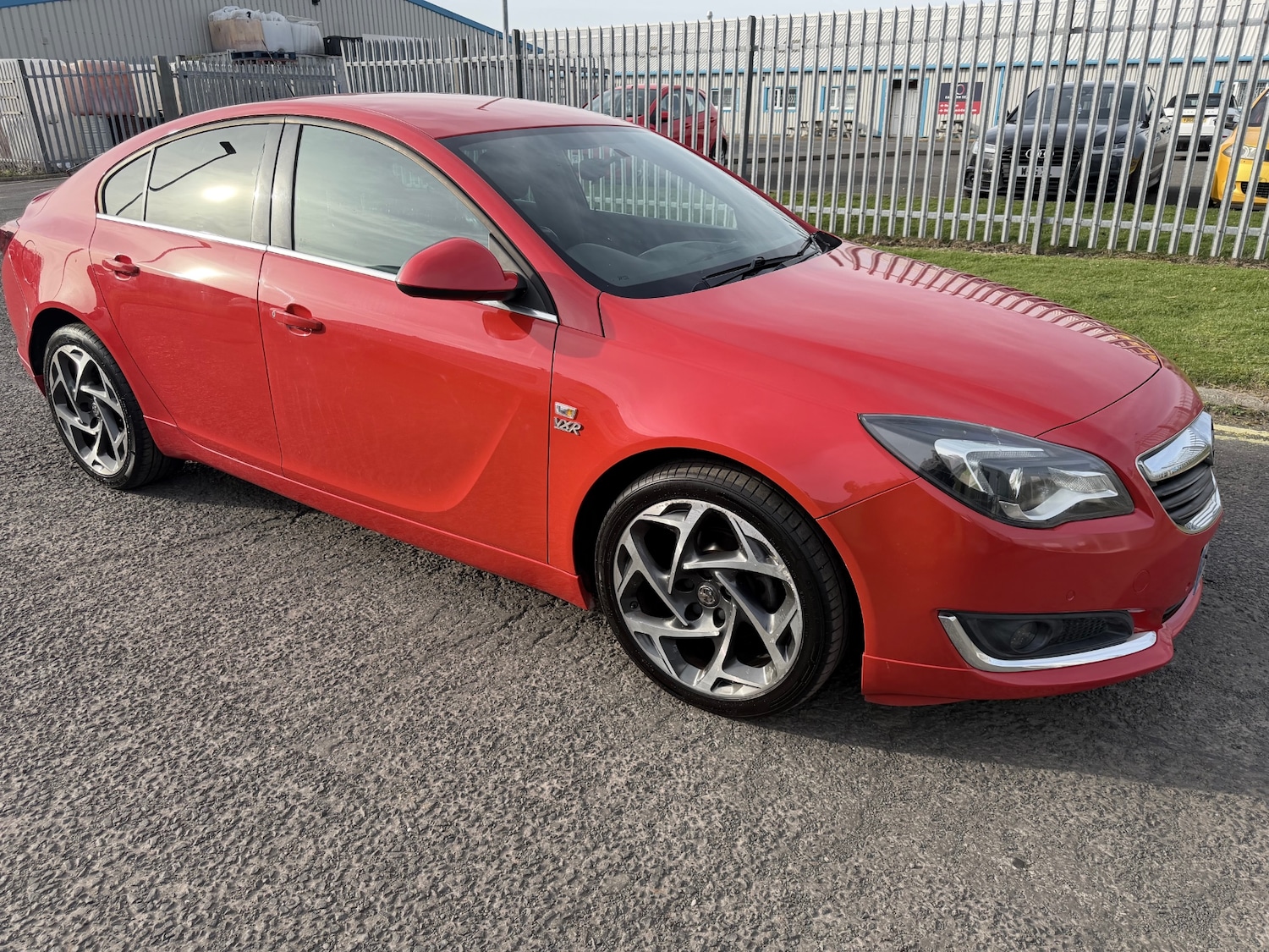 Used Vauxhall Insignia 2016 for sale - 78112719: Photo 2