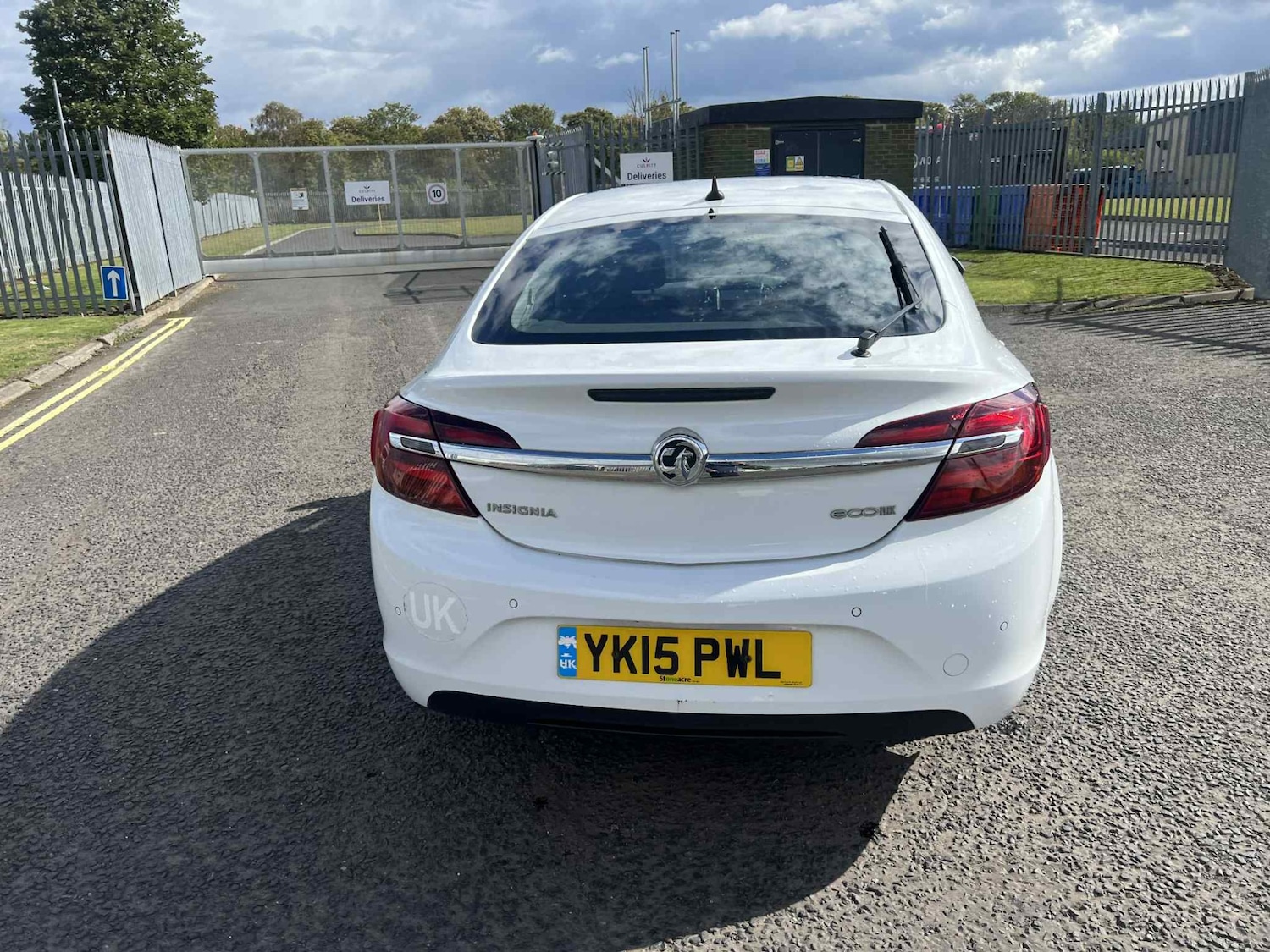 Used Vauxhall Insignia 2015 for sale - 75933135: Photo 11