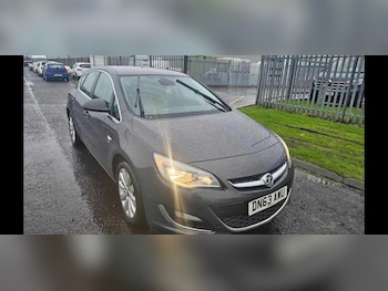 Vauxhall - Astra